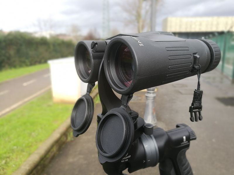 BUSHNELL PRIME 10x42 adaptador para trípode
